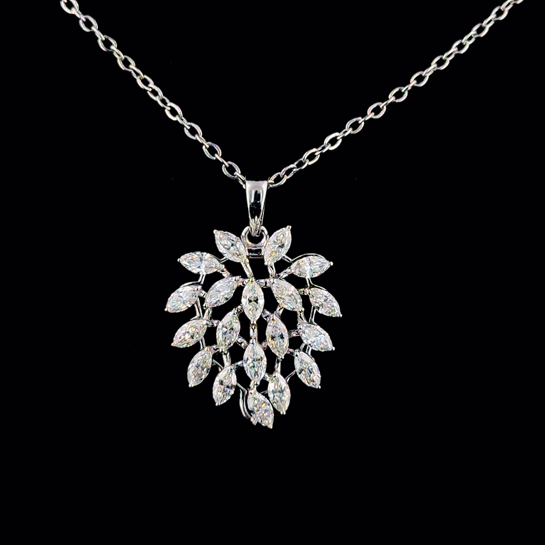 Sparkling Leaf Cluster Diamond Pendant Necklace - zyuristore