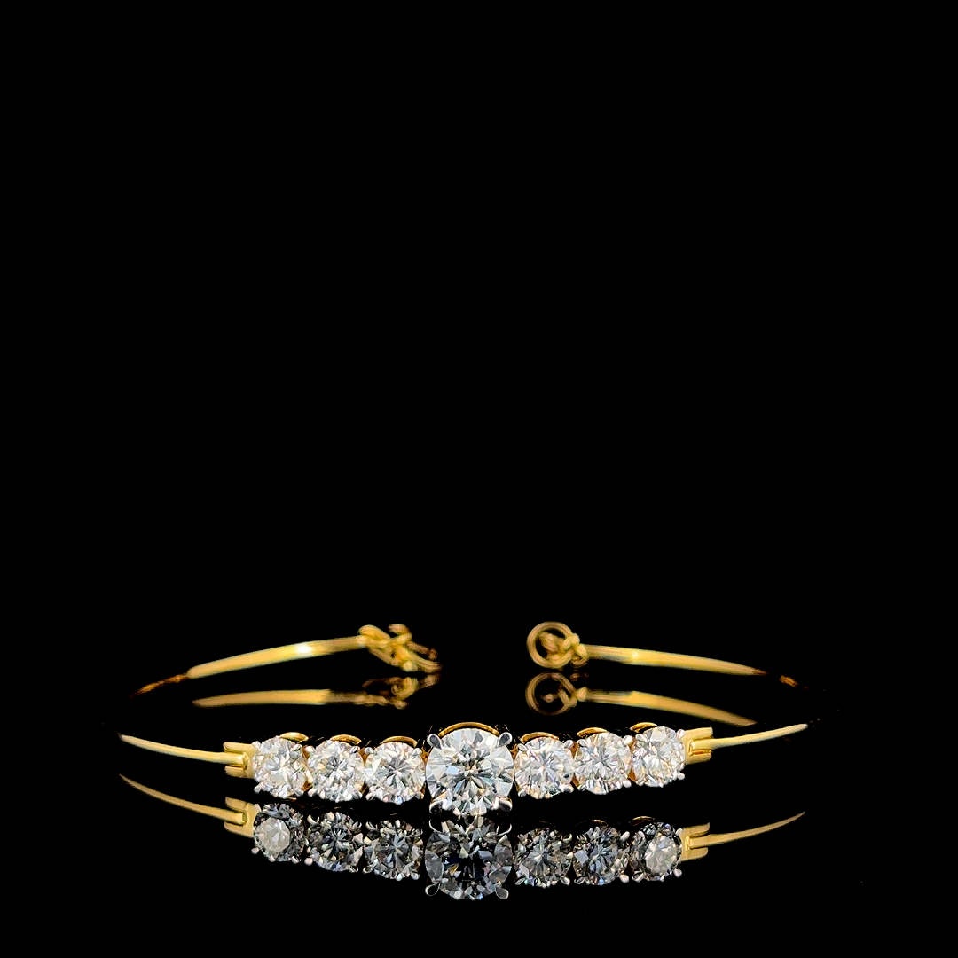 Elegant Gold Diamond Bangle Bracelet - zyuristore